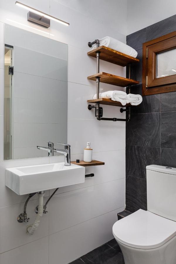 Stylish And Modern Studio - Miltos Салоники Экстерьер фото